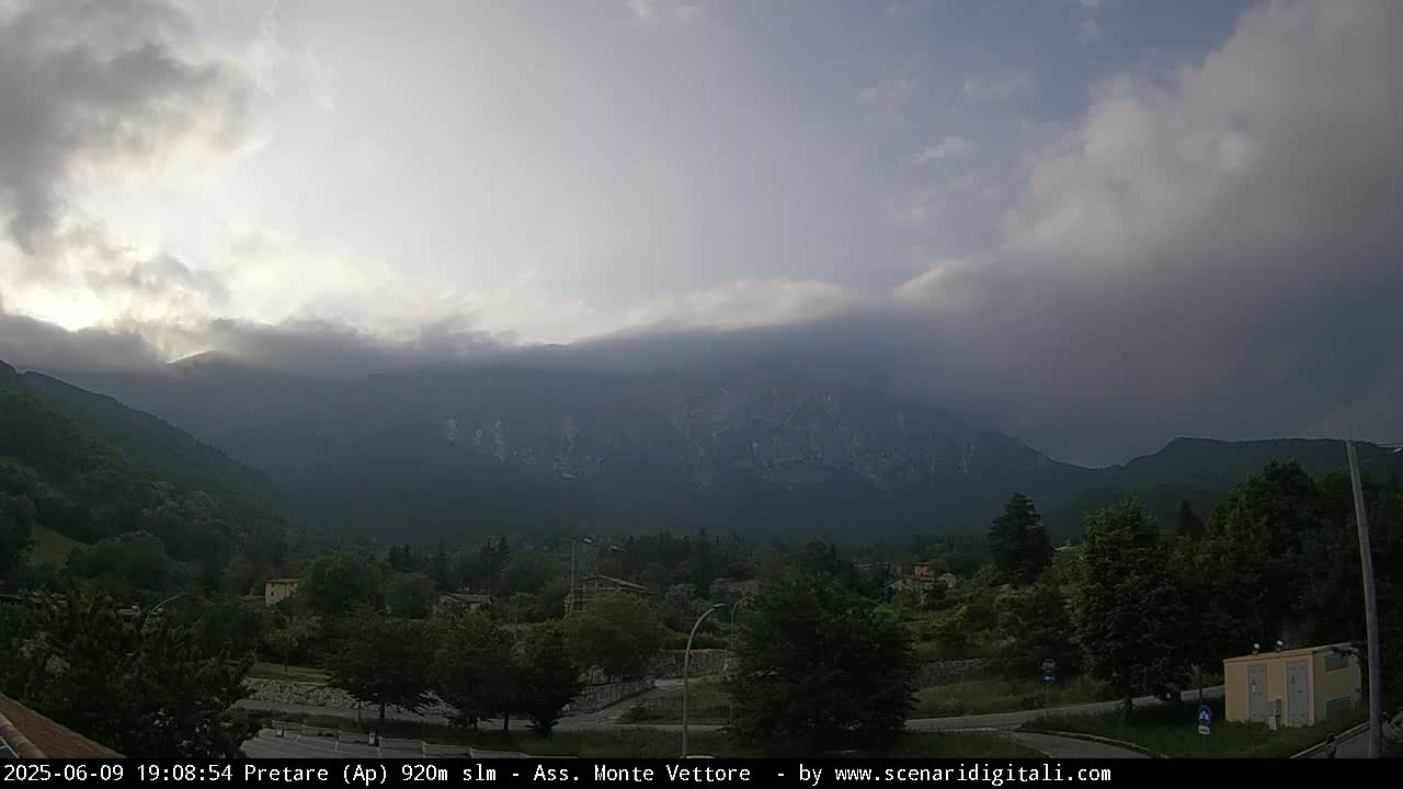Monte Vettore Mount Panaromic from Pretare Live Cam - Ascoli Piceno, Marche, Italy