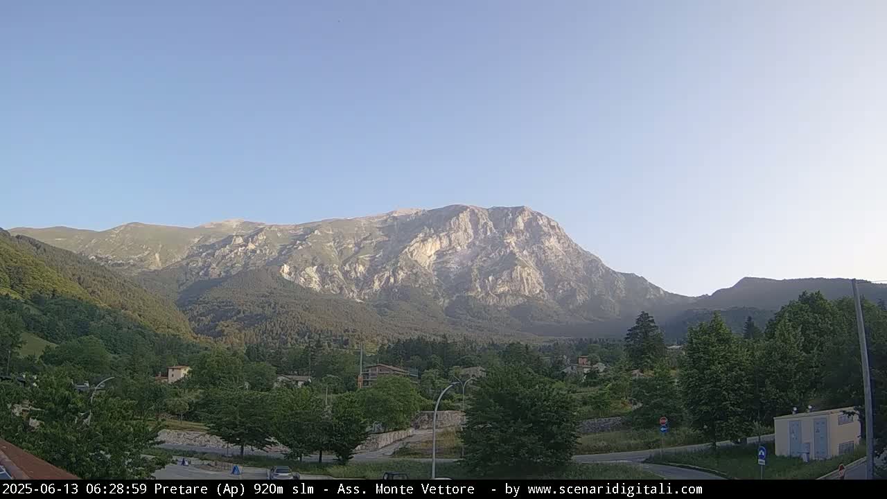 Monte Vettore Mount Panaromic from Pretare Live Cam - Ascoli Piceno, Marche, Italy