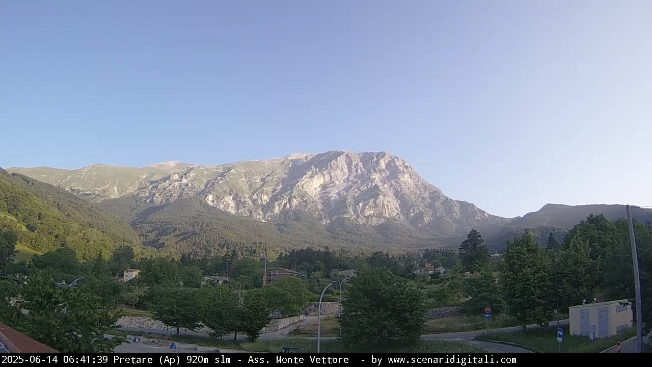 Monte Vettore Mount Panaromic from Pretare Live Cam - Ascoli Piceno, Marche, Italy