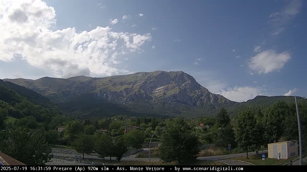 Monte Vettore Mount Panaromic from Pretare Live Cam - Ascoli Piceno, Marche, Italy