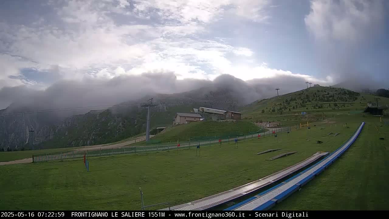 Frontignano, Ussita - Monte Bove Mount & Ski Slope Live Cam - Macerata, Marche, Italy