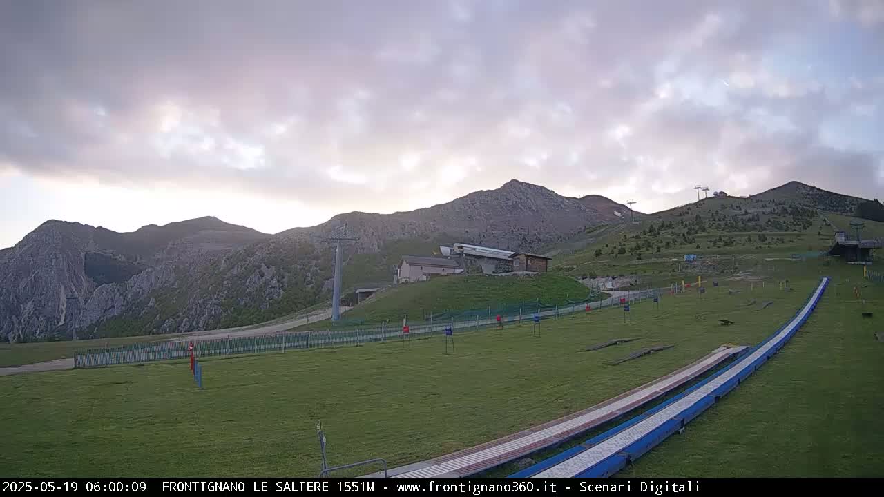 Frontignano, Ussita - Monte Bove Mount & Ski Slope Live Cam - Macerata, Marche, Italy