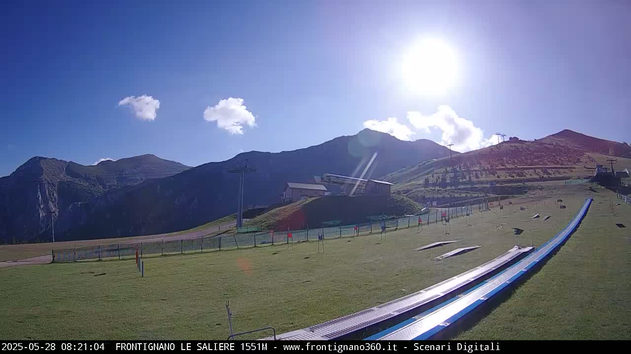 Frontignano, Ussita - Monte Bove Mount & Ski Slope Live Cam - Macerata, Marche, Italy