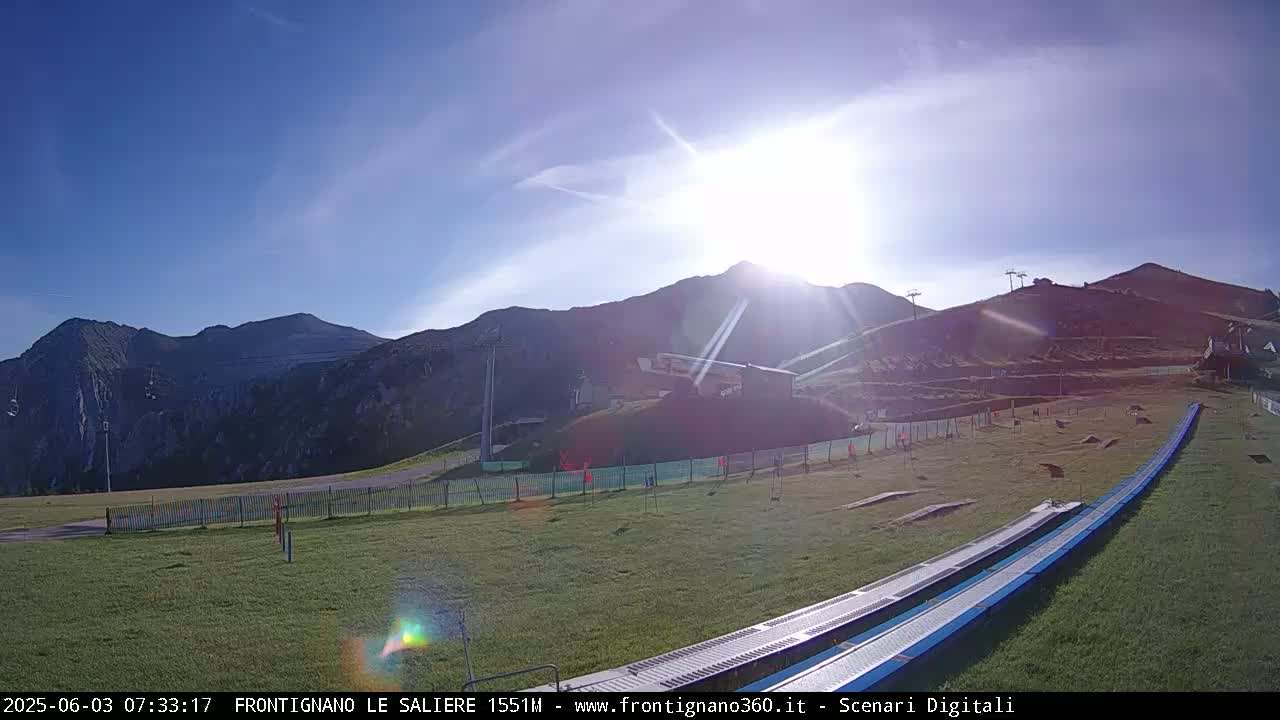 Frontignano, Ussita - Monte Bove Mount & Ski Slope Live Cam - Macerata, Marche, Italy