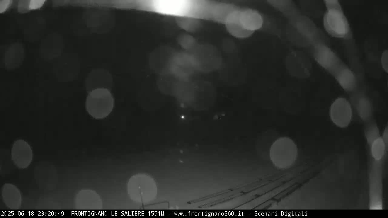 Frontignano, Ussita - Monte Bove Mount & Ski Slope Live Cam - Macerata, Marche, Italy