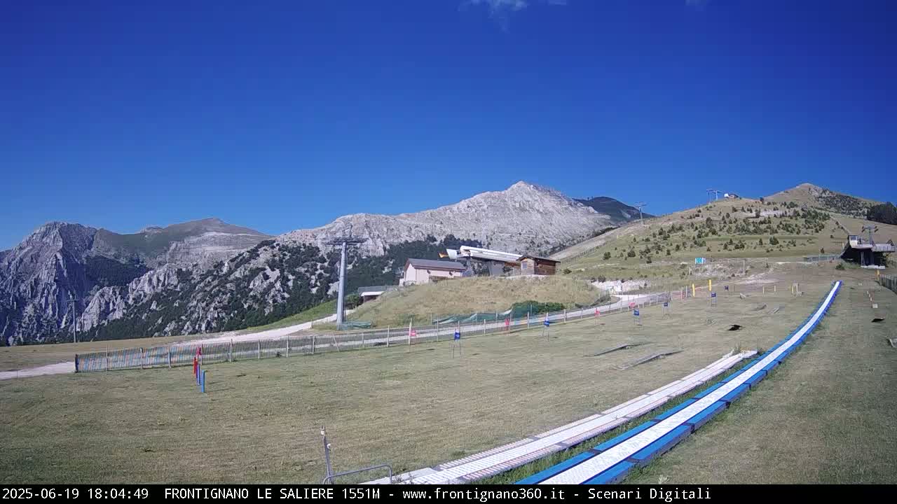 Frontignano, Ussita - Monte Bove Mount & Ski Slope Live Cam - Macerata, Marche, Italy