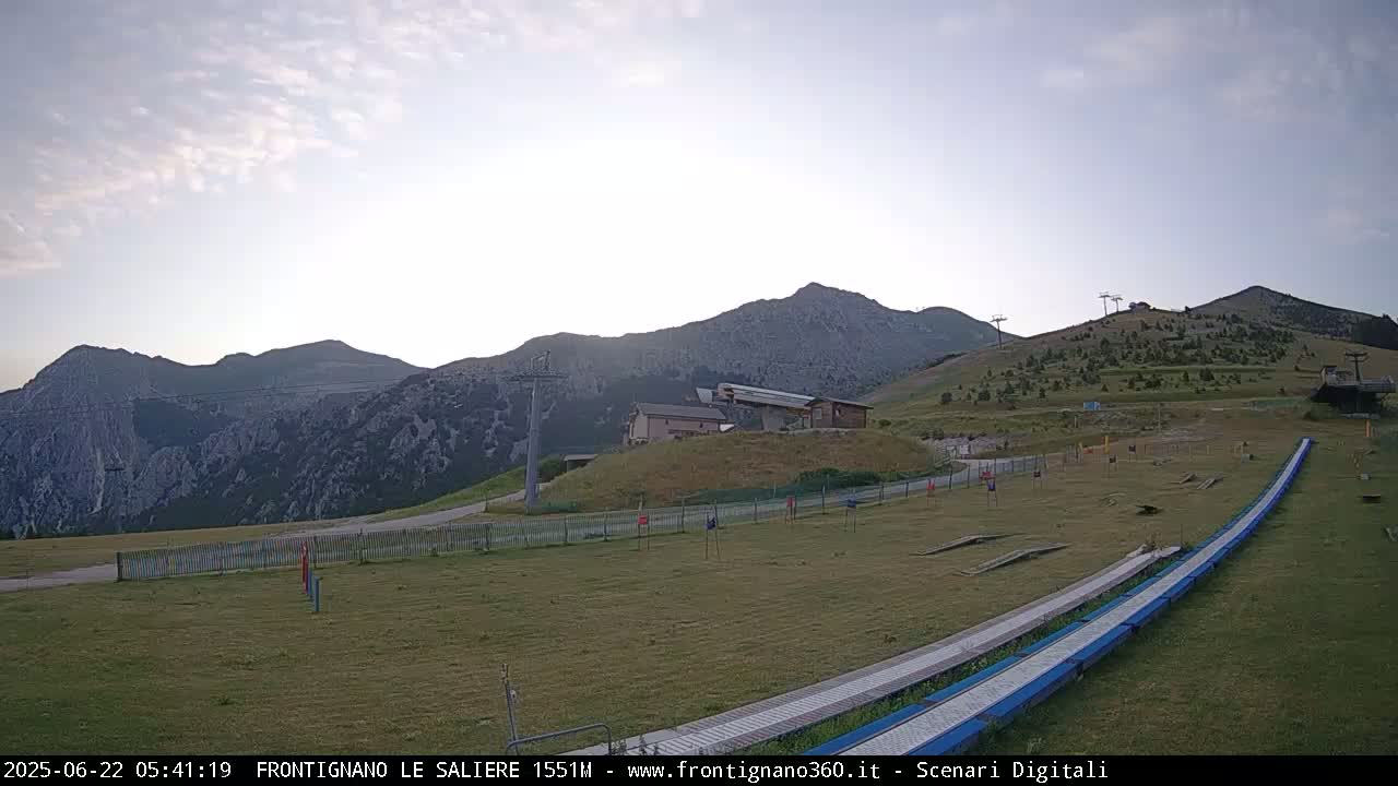 Frontignano, Ussita - Monte Bove Mount & Ski Slope Live Cam - Macerata, Marche, Italy