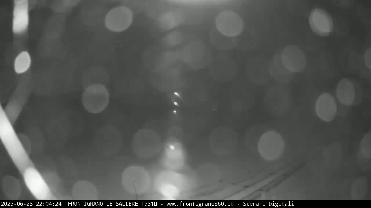 Frontignano, Ussita - Monte Bove Mount & Ski Slope Live Cam - Macerata, Marche, Italy