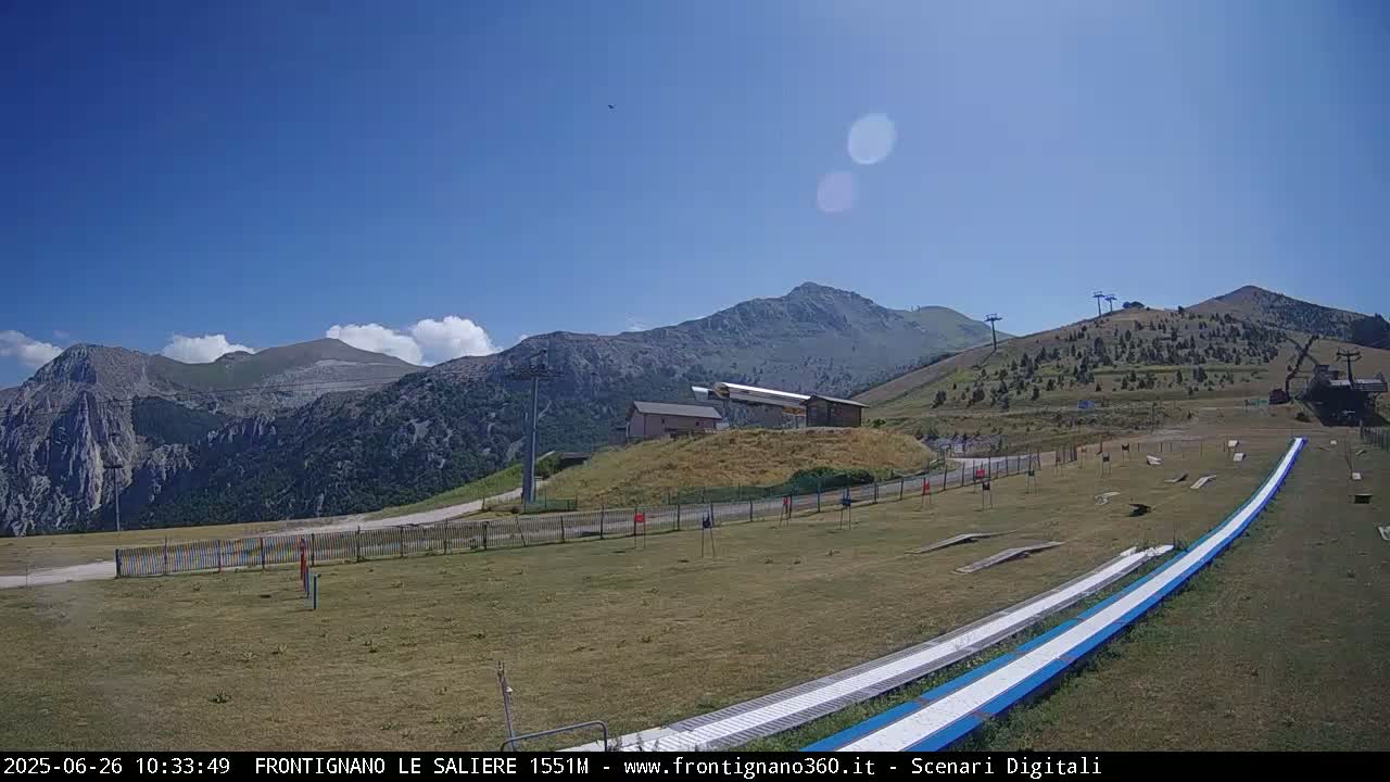 Frontignano, Ussita - Monte Bove Mount & Ski Slope Live Cam - Macerata, Marche, Italy