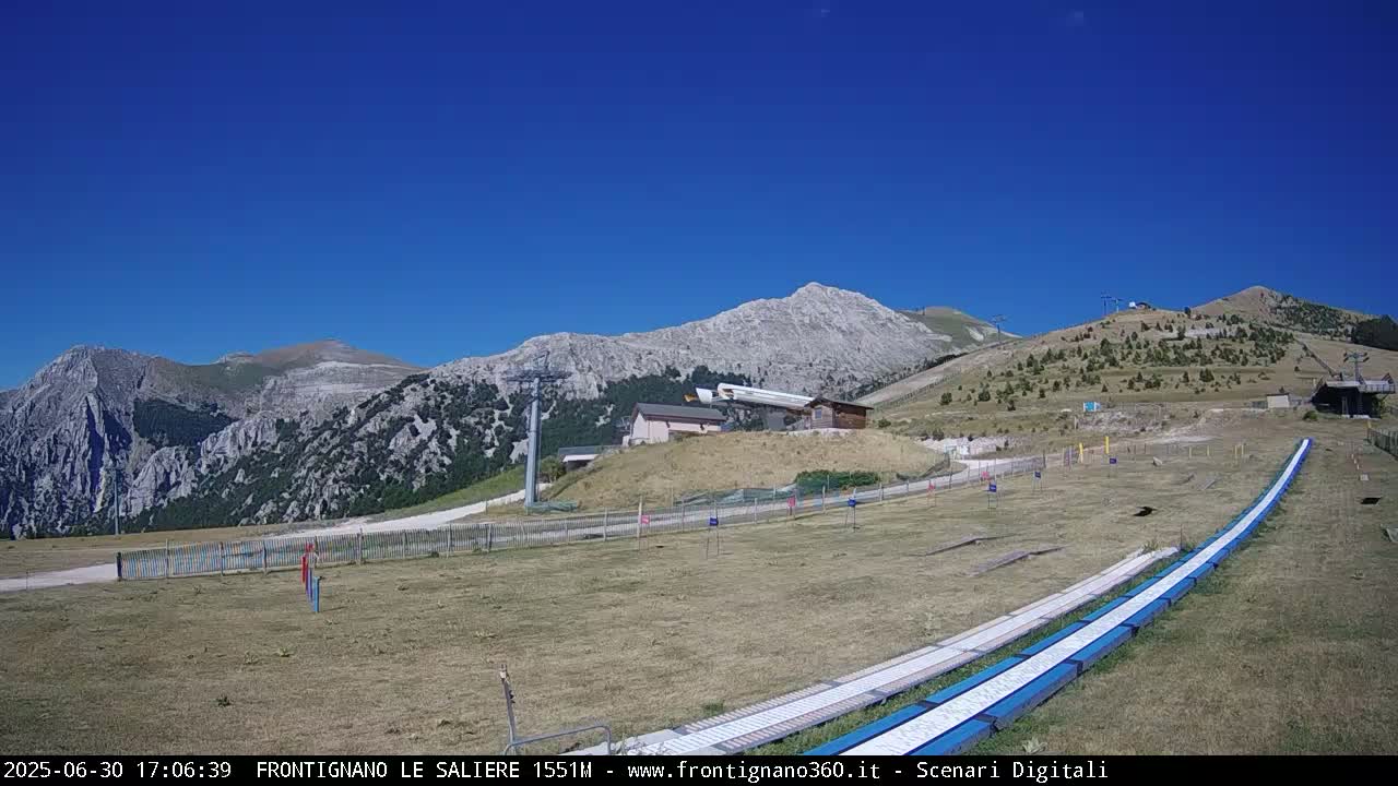 Frontignano, Ussita - Monte Bove Mount & Ski Slope Live Cam - Macerata, Marche, Italy