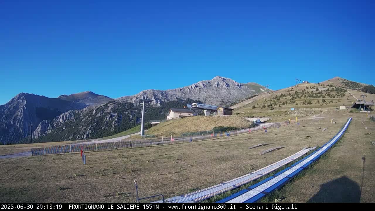 Frontignano, Ussita - Monte Bove Mount & Ski Slope Live Cam - Macerata, Marche, Italy