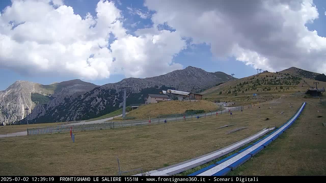 Frontignano, Ussita - Monte Bove Mount & Ski Slope Live Cam - Macerata, Marche, Italy