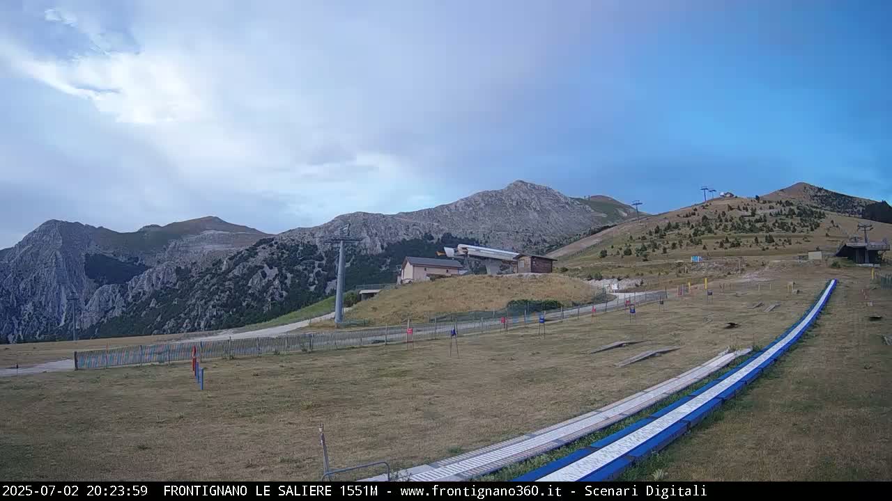 Frontignano, Ussita - Monte Bove Mount & Ski Slope Live Cam - Macerata, Marche, Italy