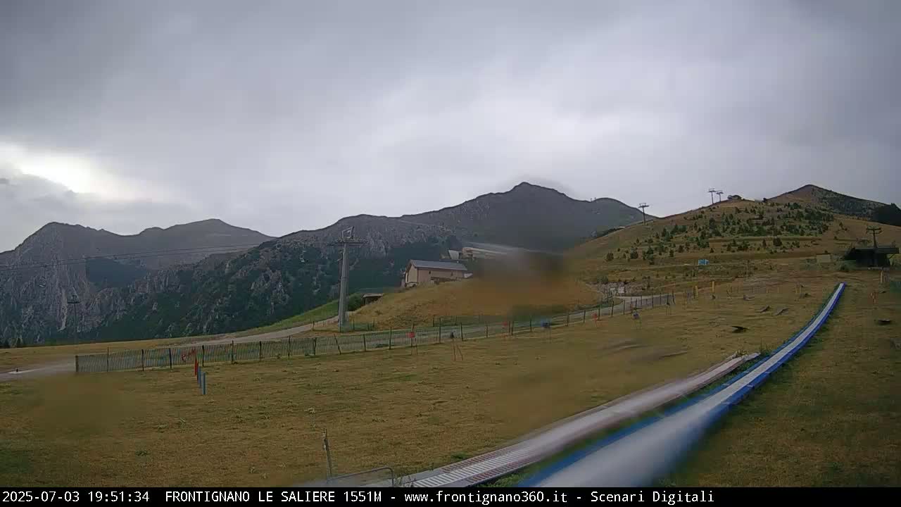 Frontignano, Ussita - Monte Bove Mount & Ski Slope Live Cam - Macerata, Marche, Italy