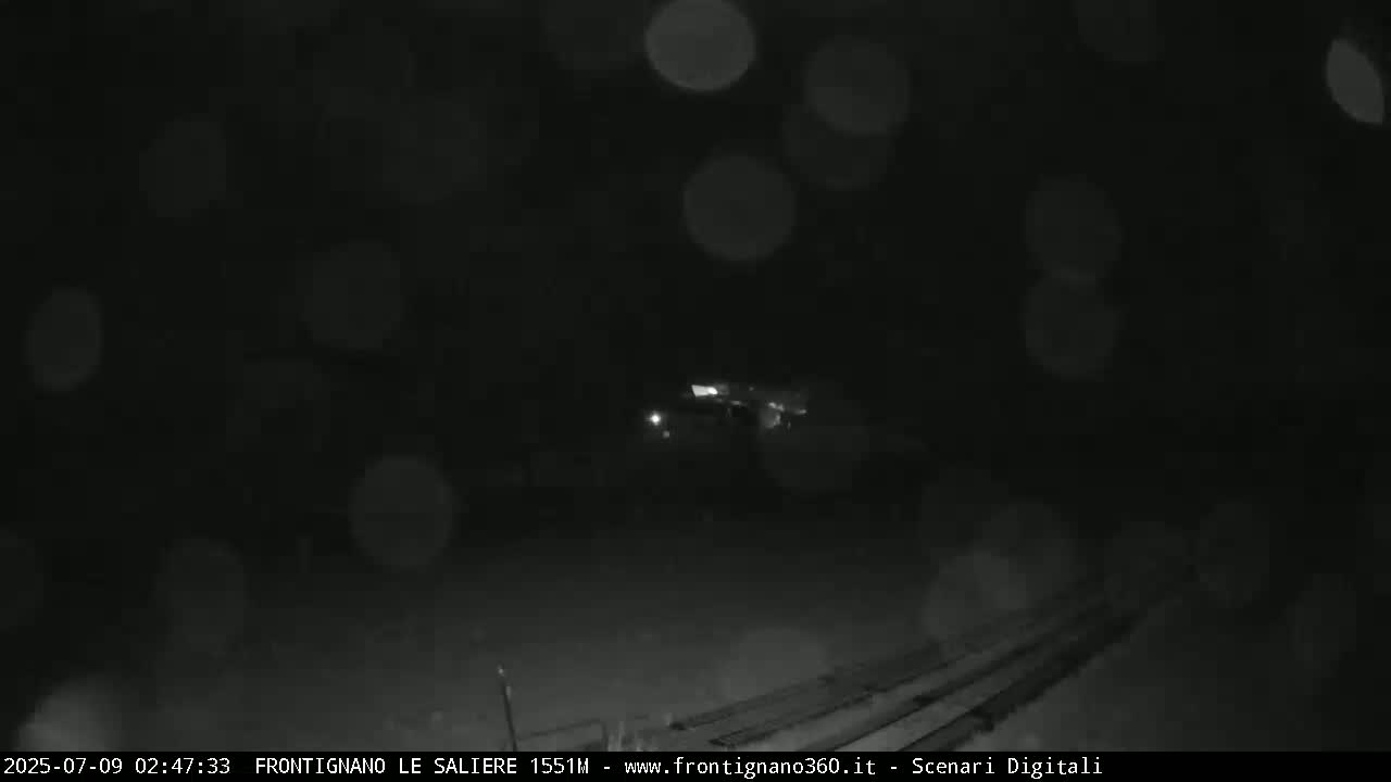 Frontignano, Ussita - Monte Bove Mount & Ski Slope Live Cam - Macerata, Marche, Italy