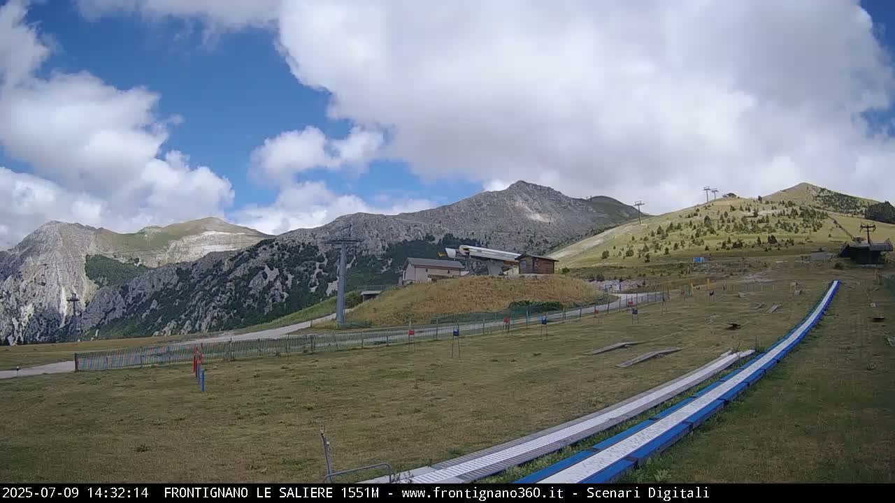 Frontignano, Ussita - Monte Bove Mount & Ski Slope Live Cam - Macerata, Marche, Italy