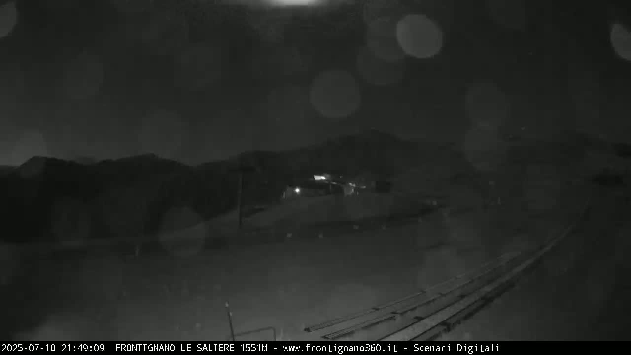 Frontignano, Ussita - Monte Bove Mount & Ski Slope Live Cam - Macerata, Marche, Italy