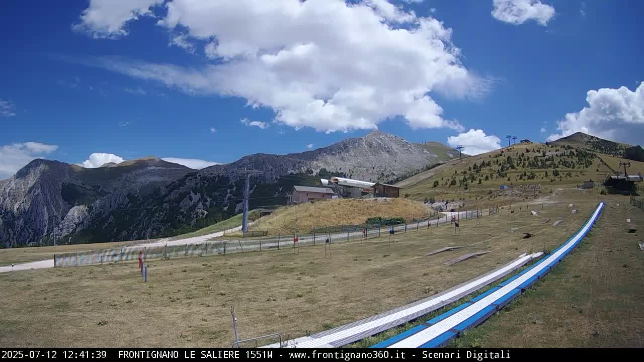 Frontignano, Ussita - Monte Bove Mount & Ski Slope Live Cam - Macerata, Marche, Italy