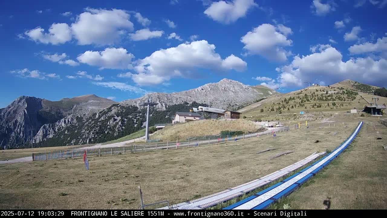 Frontignano, Ussita - Monte Bove Mount & Ski Slope Live Cam - Macerata, Marche, Italy