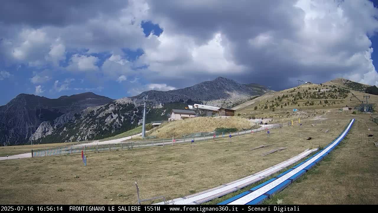 Frontignano, Ussita - Monte Bove Mount & Ski Slope Live Cam - Macerata, Marche, Italy