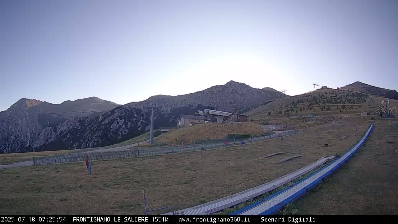 Frontignano, Ussita - Monte Bove Mount & Ski Slope Live Cam - Macerata, Marche, Italy