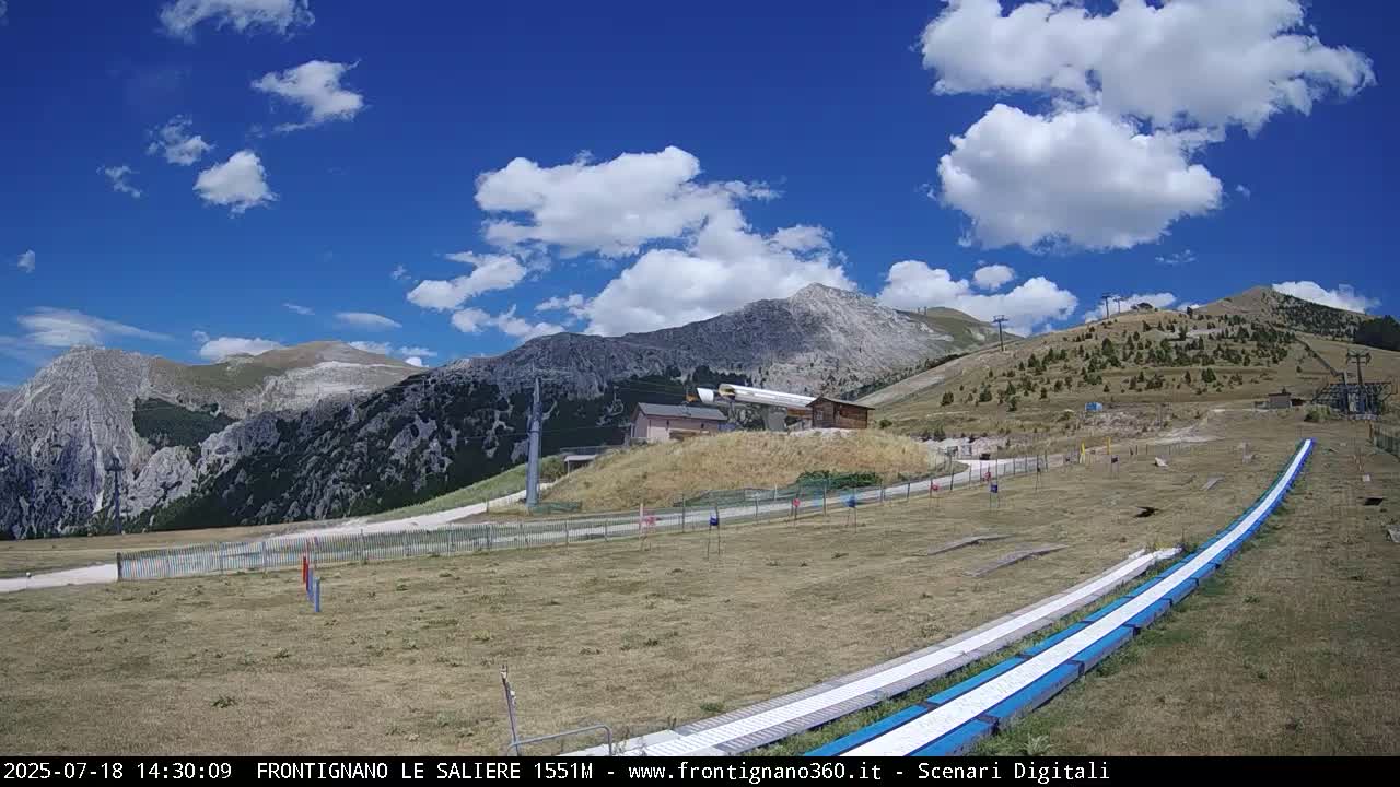 Frontignano, Ussita - Monte Bove Mount & Ski Slope Live Cam - Macerata, Marche, Italy