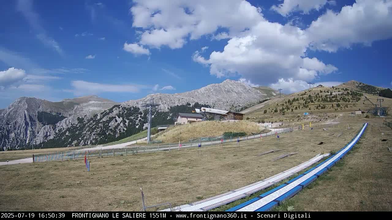 Frontignano, Ussita - Monte Bove Mount & Ski Slope Live Cam - Macerata, Marche, Italy