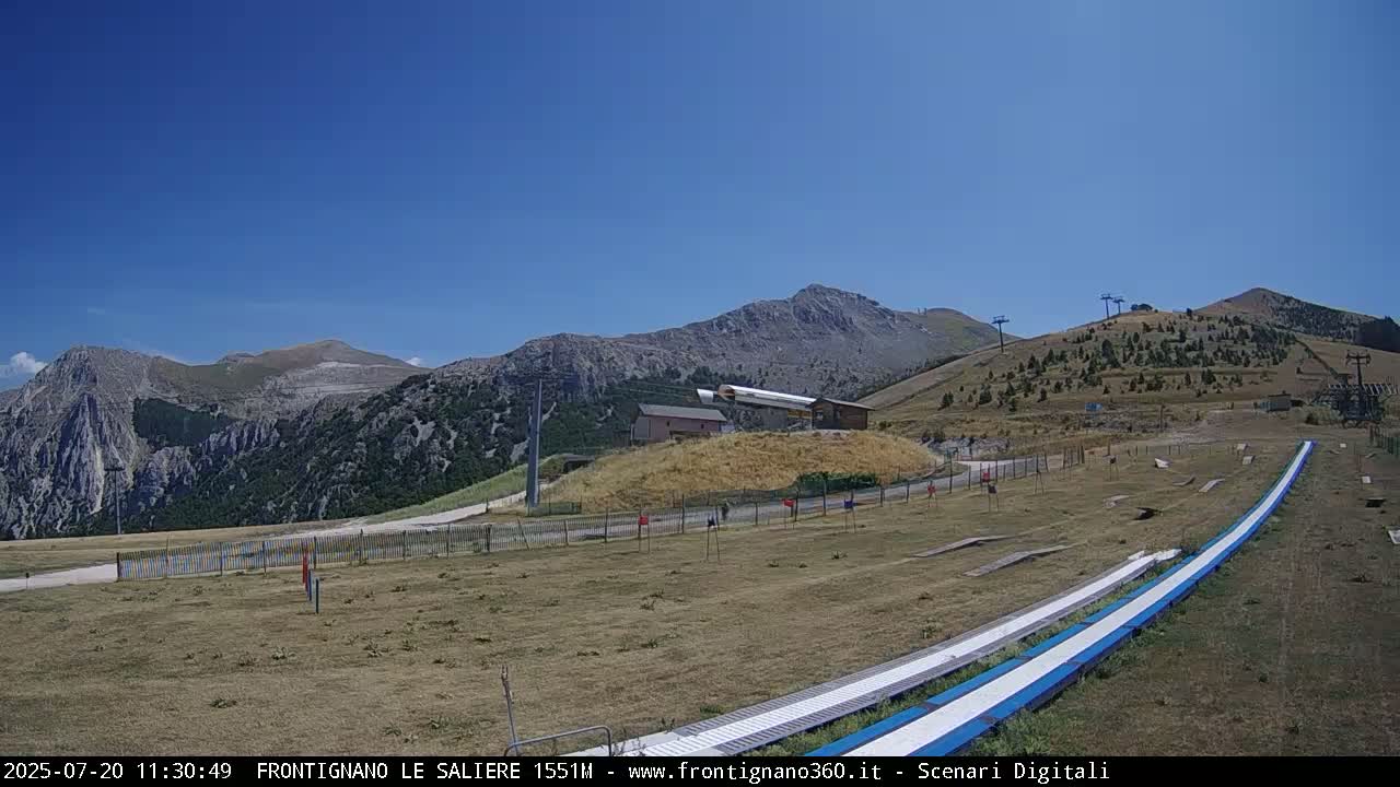Frontignano, Ussita - Monte Bove Mount & Ski Slope Live Cam - Macerata, Marche, Italy