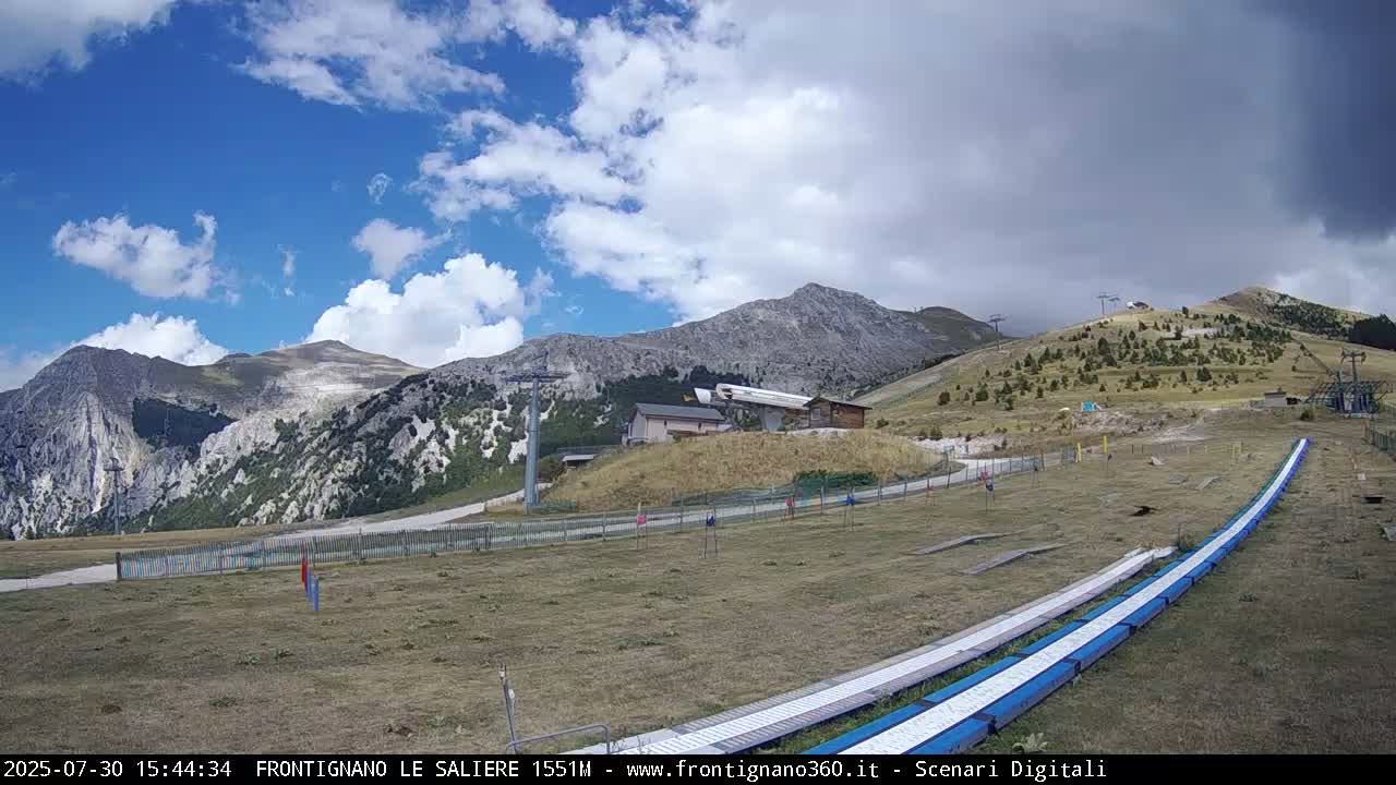 Frontignano, Ussita - Monte Bove Mount & Ski Slope Live Cam - Macerata, Marche, Italy