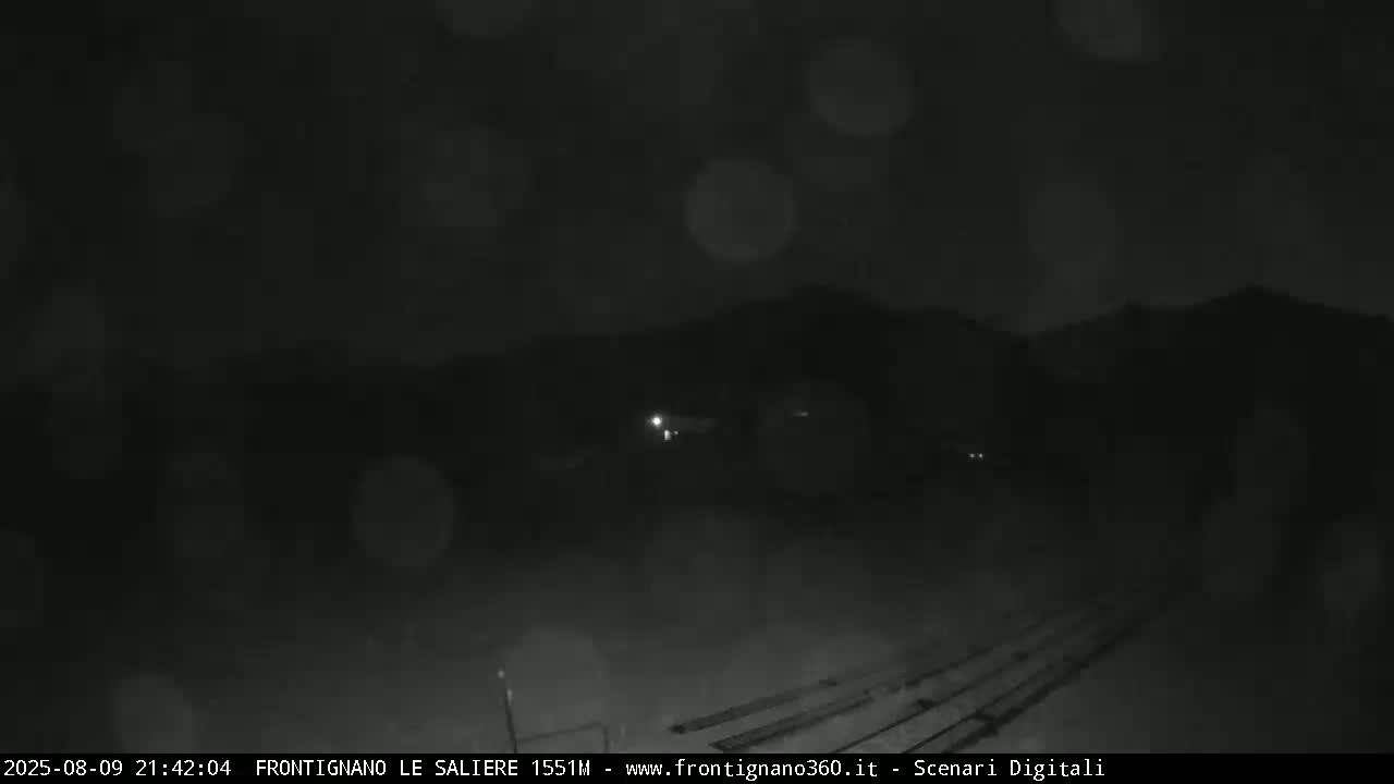 Frontignano, Ussita - Monte Bove Mount & Ski Slope Live Cam - Macerata, Marche, Italy