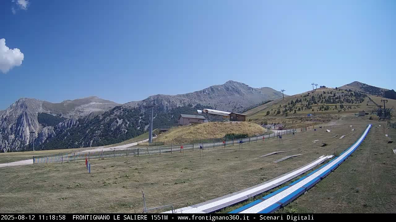Frontignano, Ussita - Monte Bove Mount & Ski Slope Live Cam - Macerata, Marche, Italy