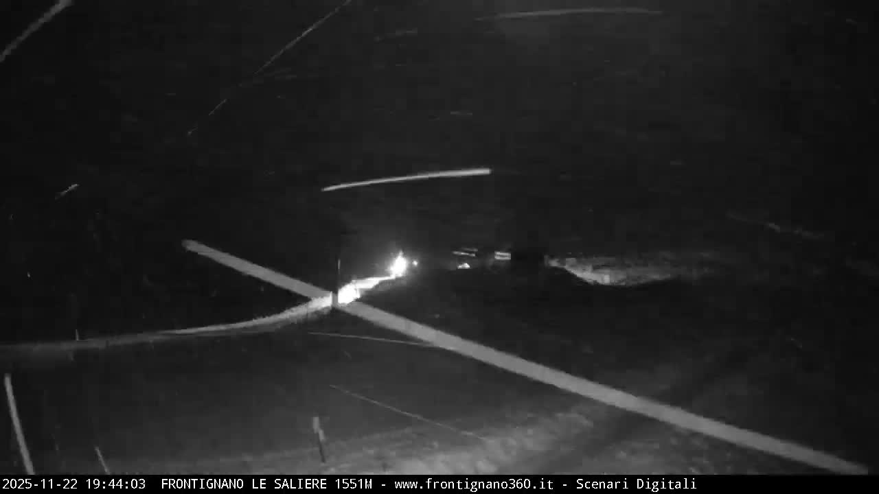 Frontignano, Ussita - Monte Bove Mount & Ski Slope Live Cam - Macerata, Marche, Italy