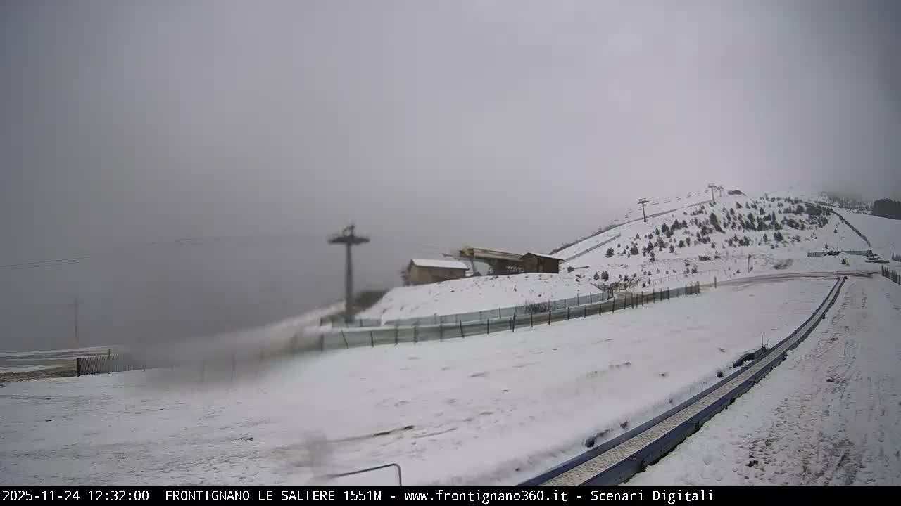 Frontignano, Ussita - Monte Bove Mount & Ski Slope Live Cam - Macerata, Marche, Italy
