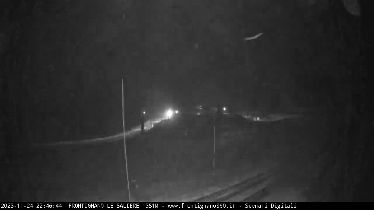 Frontignano, Ussita - Monte Bove Mount & Ski Slope Live Cam - Macerata, Marche, Italy