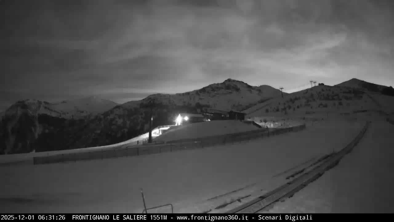 Frontignano, Ussita - Monte Bove Mount & Ski Slope Live Cam - Macerata, Marche, Italy