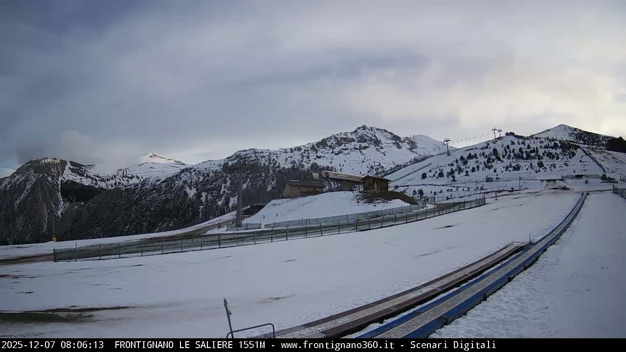 Frontignano, Ussita - Monte Bove Mount & Ski Slope Live Cam - Macerata, Marche, Italy