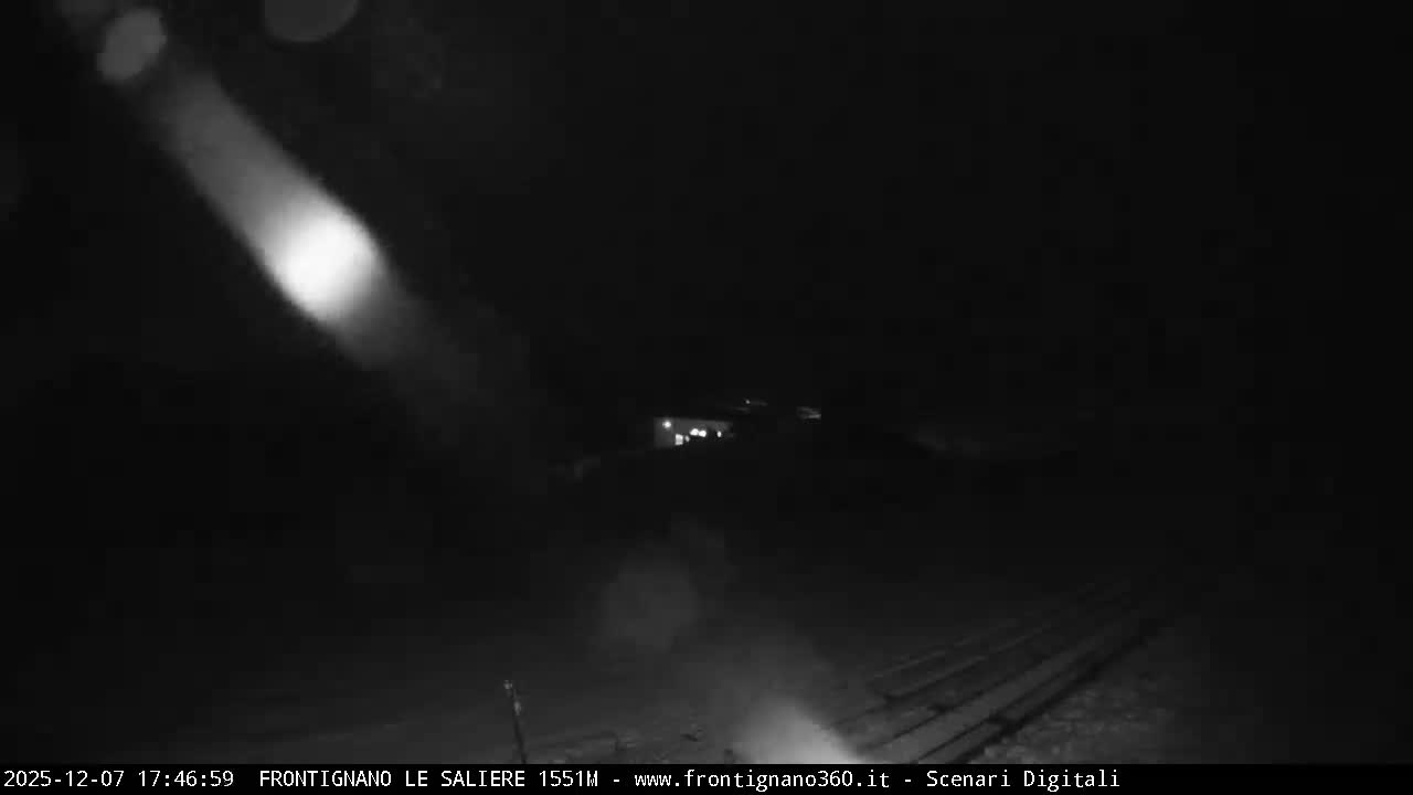 Frontignano, Ussita - Monte Bove Mount & Ski Slope Live Cam - Macerata, Marche, Italy