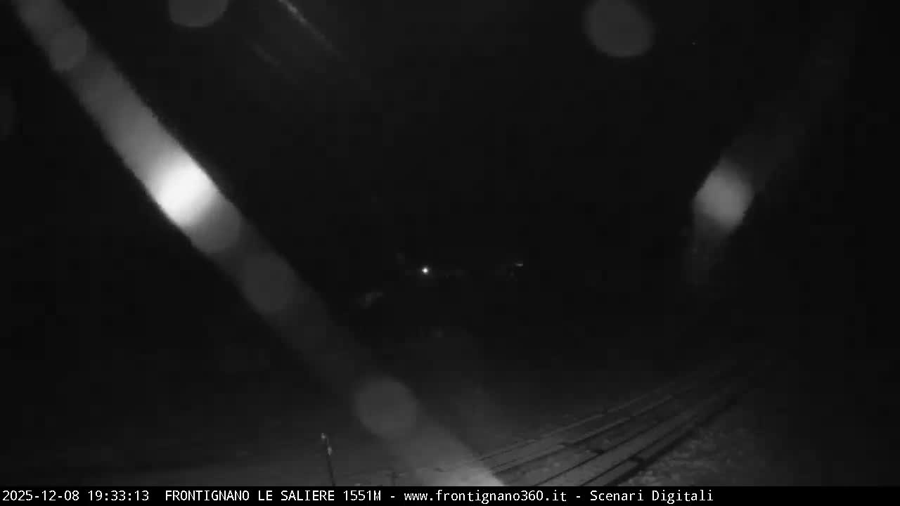 Frontignano, Ussita - Monte Bove Mount & Ski Slope Live Cam - Macerata, Marche, Italy