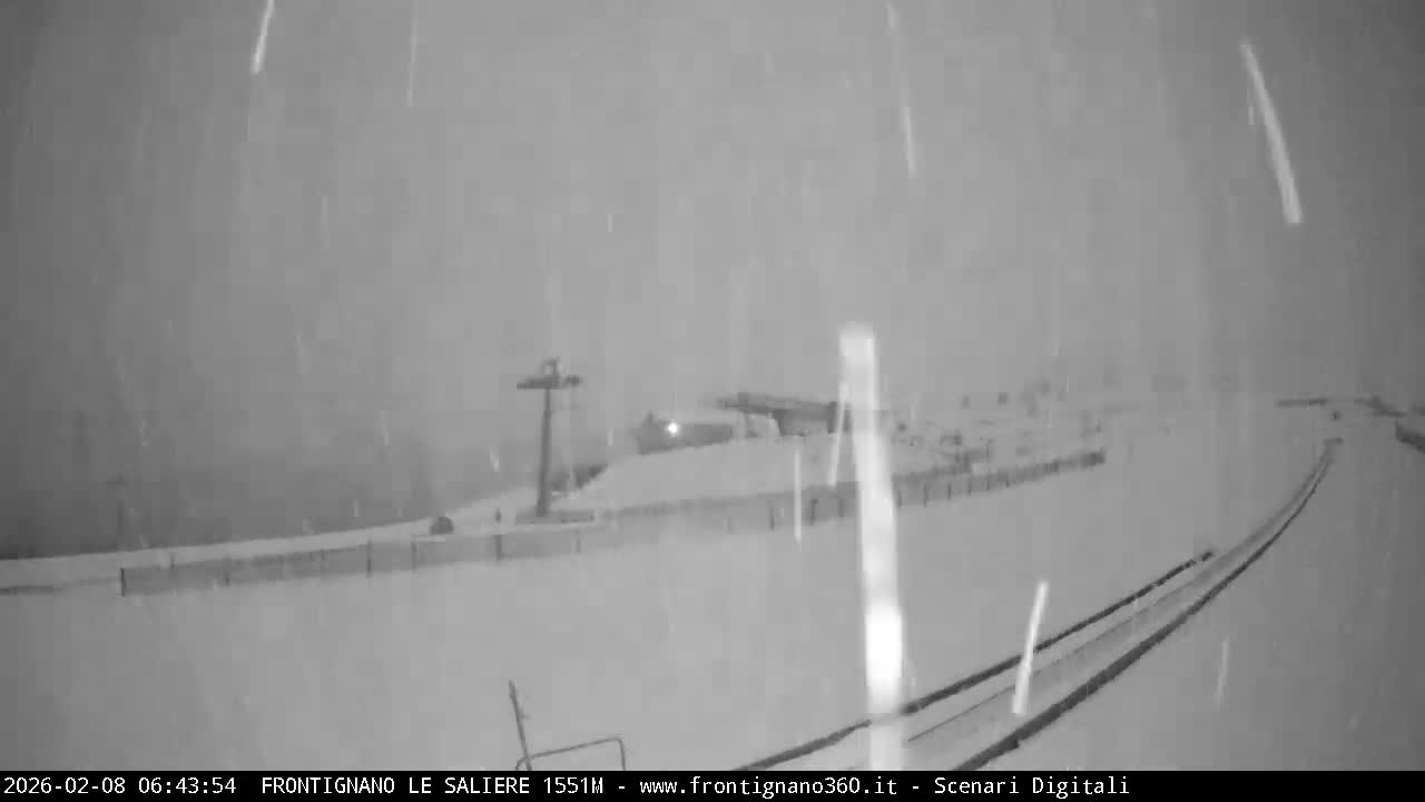 Frontignano, Ussita - Monte Bove Mount & Ski Slope Live Cam - Macerata, Marche, Italy
