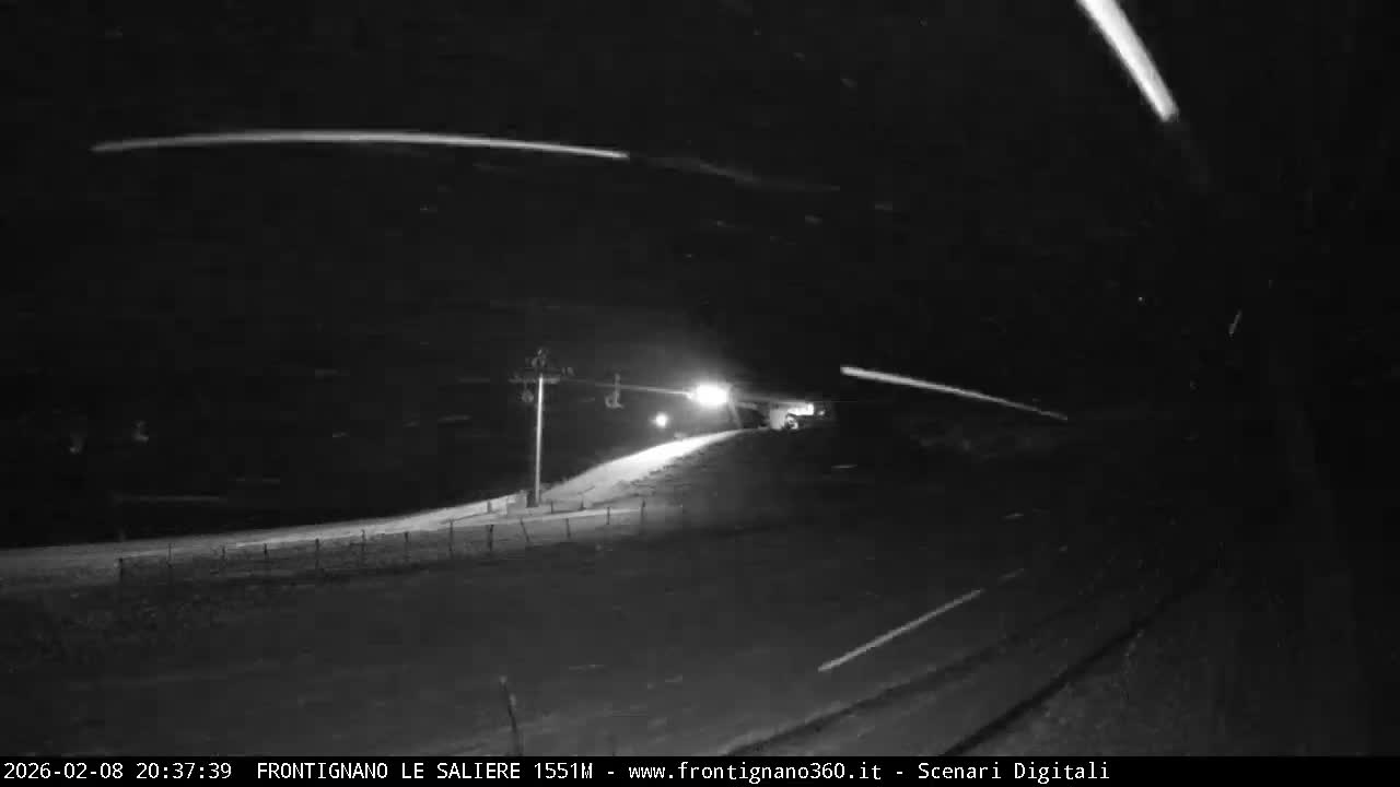 Frontignano, Ussita - Monte Bove Mount & Ski Slope Live Cam - Macerata, Marche, Italy