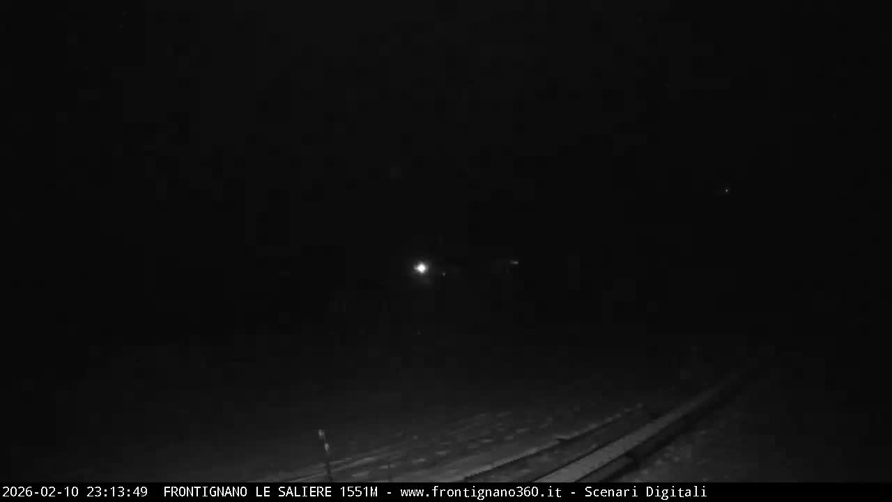 Frontignano, Ussita - Monte Bove Mount & Ski Slope Live Cam - Macerata, Marche, Italy
