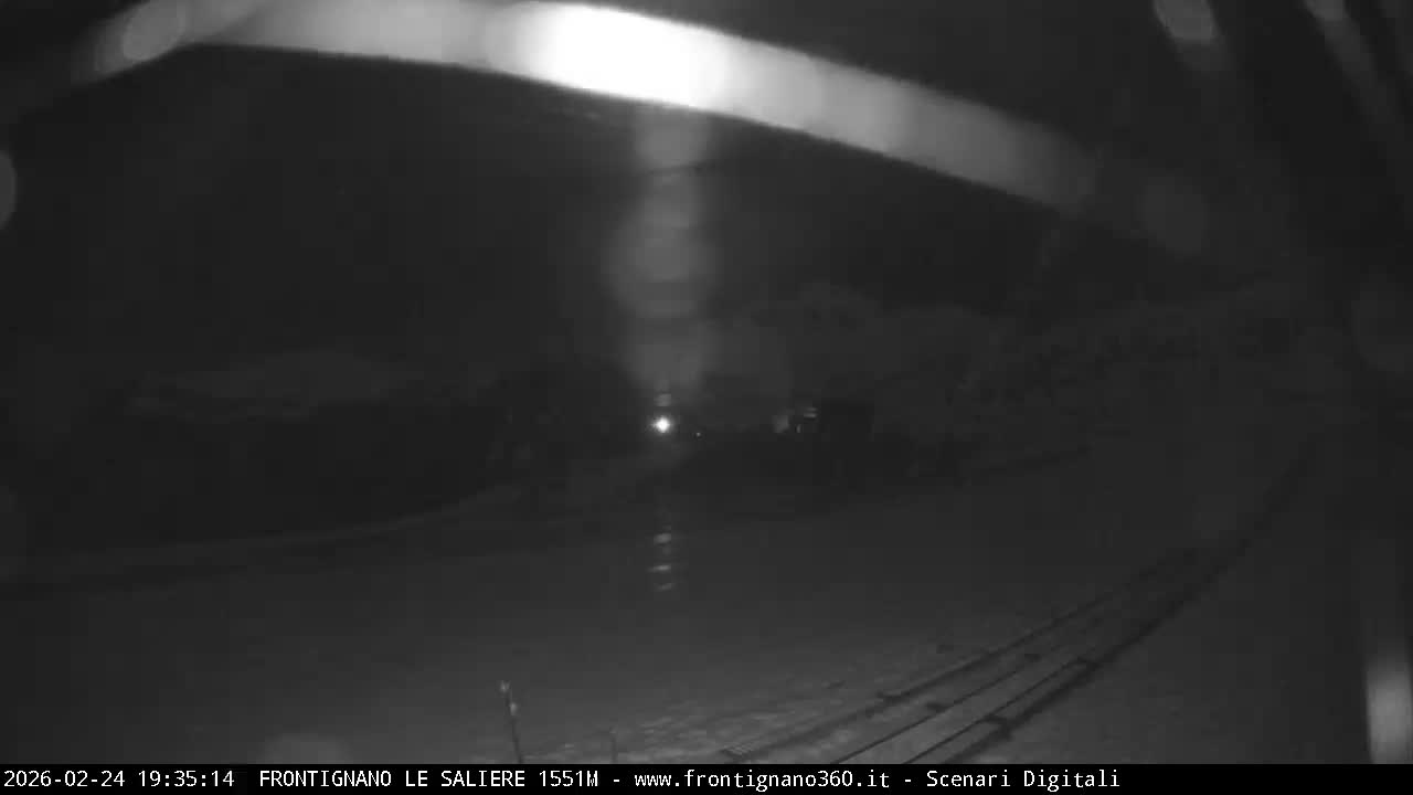 Frontignano, Ussita - Monte Bove Mount & Ski Slope Live Cam - Macerata, Marche, Italy