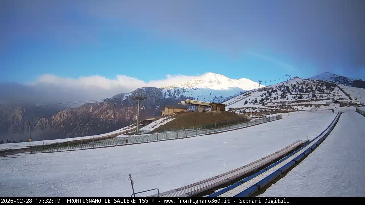Frontignano, Ussita - Monte Bove Mount & Ski Slope Live Cam - Macerata, Marche, Italy