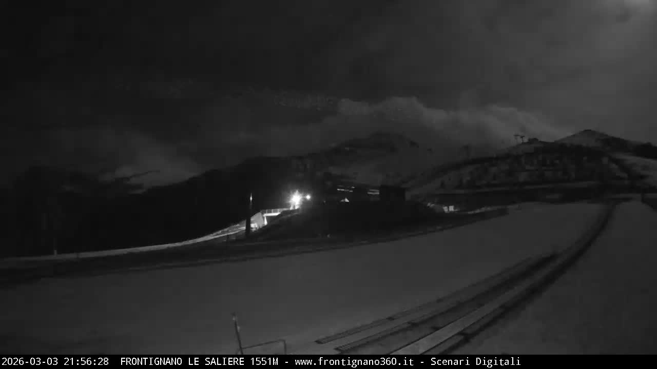 Frontignano, Ussita - Monte Bove Mount & Ski Slope Live Cam - Macerata, Marche, Italy