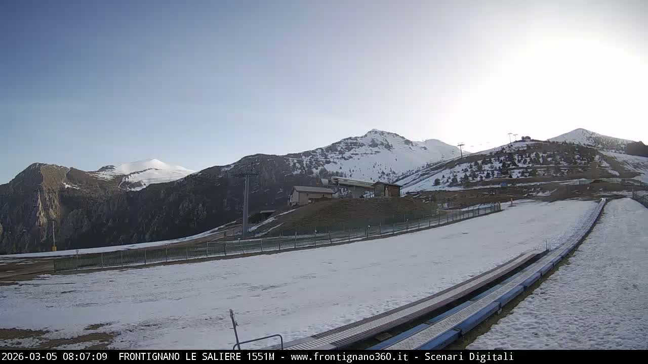 Frontignano, Ussita - Monte Bove Mount & Ski Slope Live Cam - Macerata, Marche, Italy