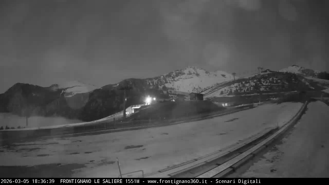 Frontignano, Ussita - Monte Bove Mount & Ski Slope Live Cam - Macerata, Marche, Italy