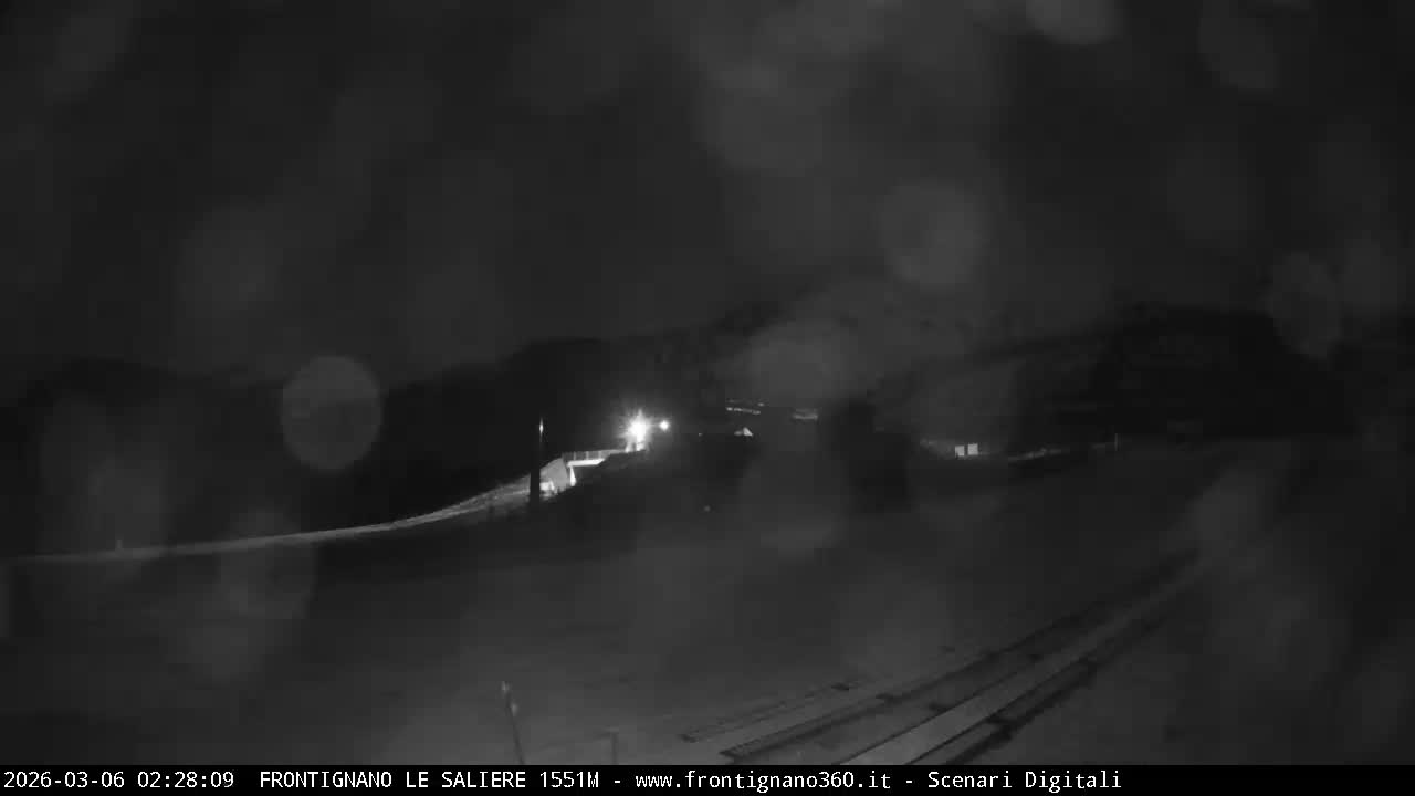 Frontignano, Ussita - Monte Bove Mount & Ski Slope Live Cam - Macerata, Marche, Italy