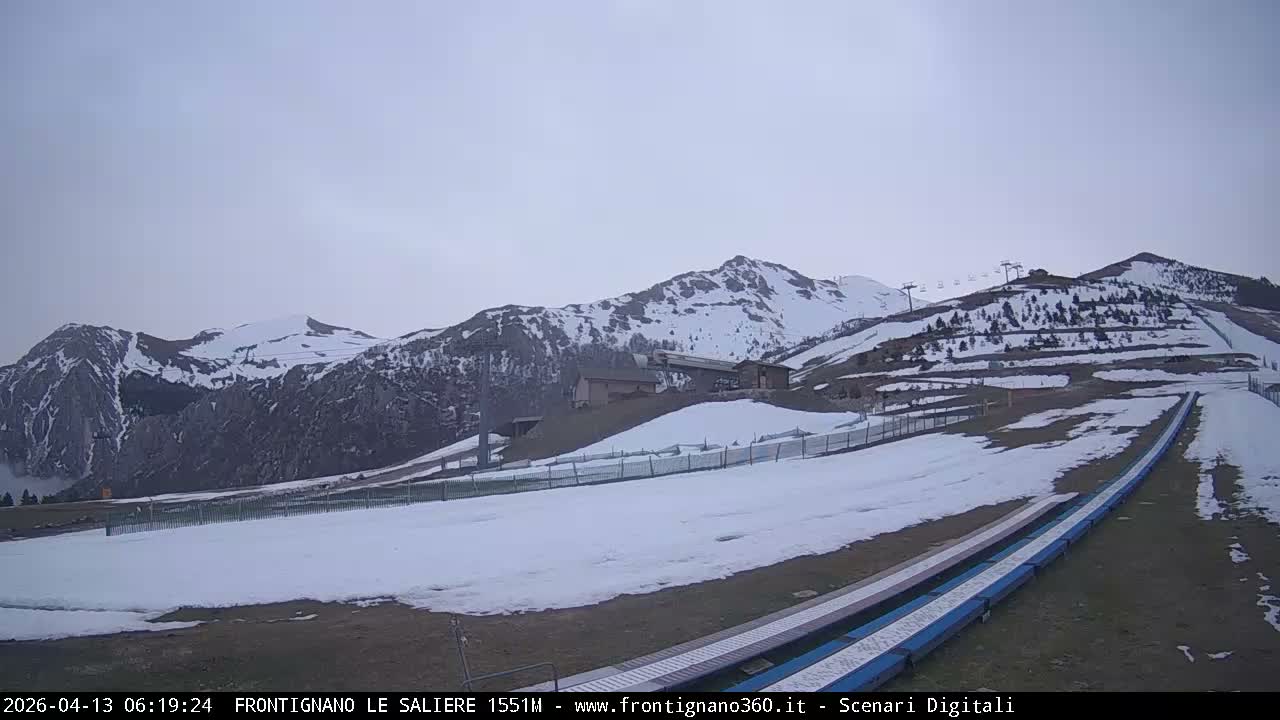 Frontignano, Ussita - Monte Bove Mount & Ski Slope Live Cam - Macerata, Marche, Italy