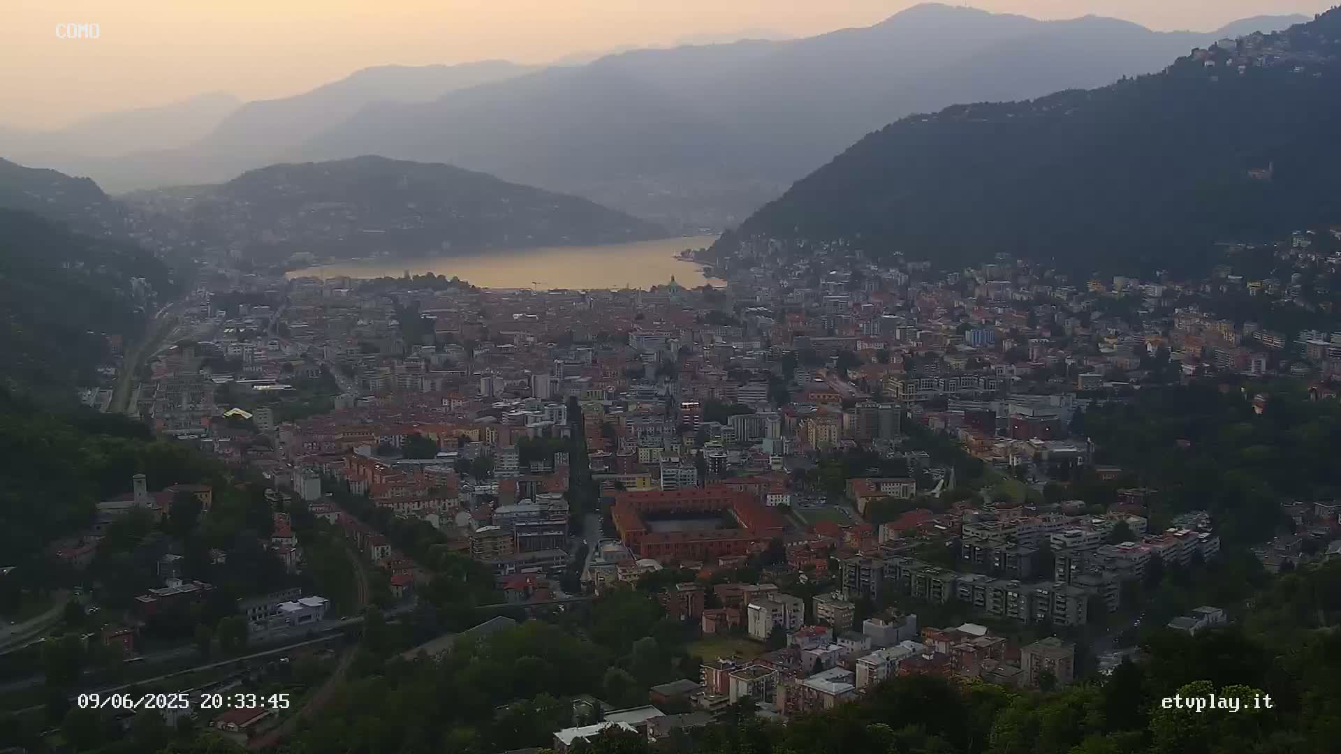 Como City & Lake Skyline Live Cam - Lombardy, Italy