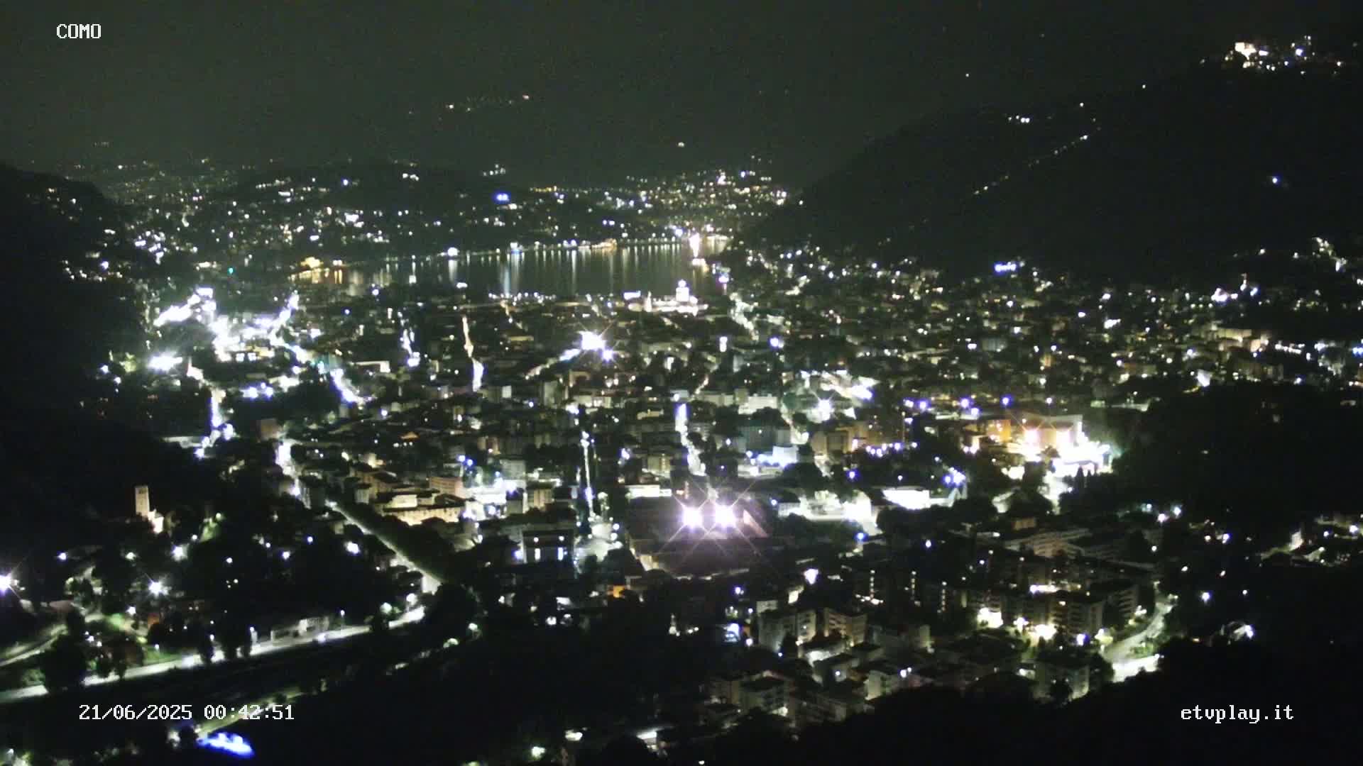 Como City & Lake Skyline Live Cam - Lombardy, Italy
